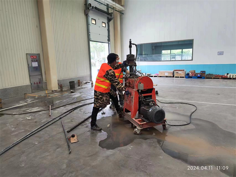 织金厂房地面下沉塌陷注浆加固施工